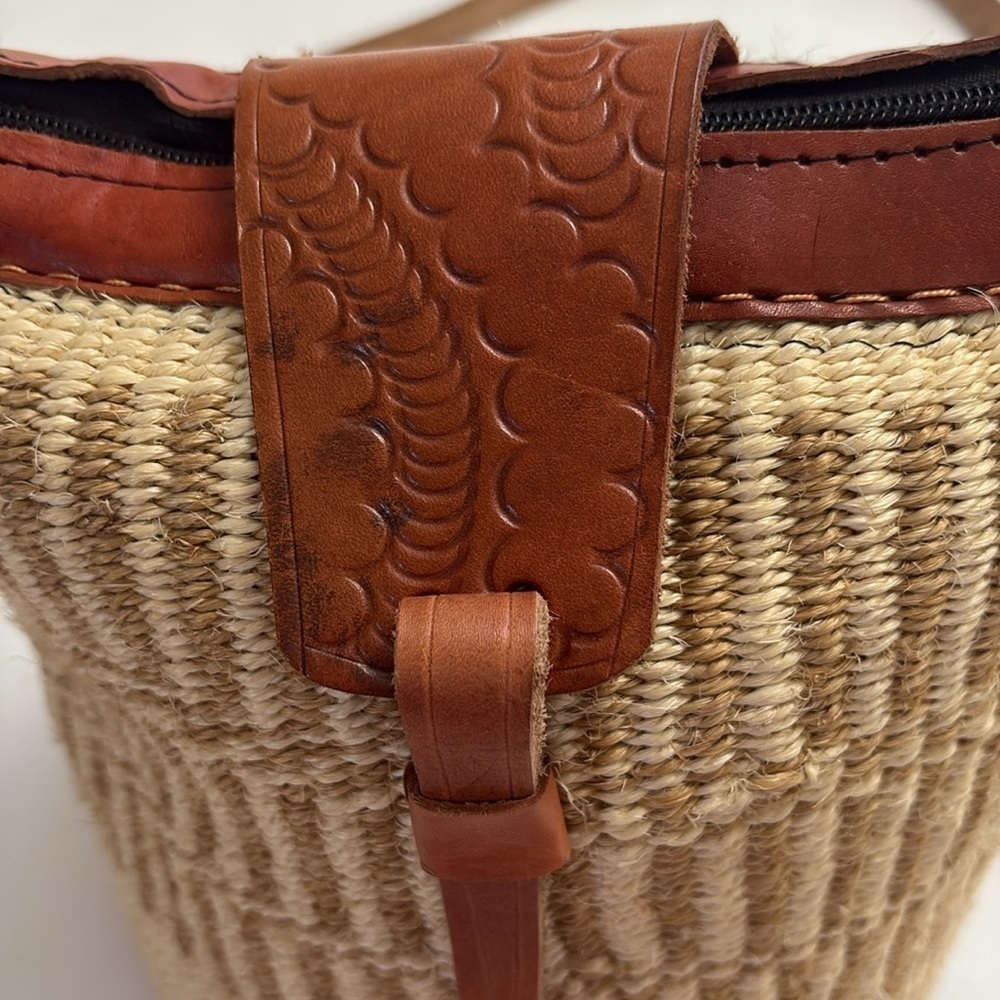 Authentic African Kinodo woven bag - Picture 2 of 16